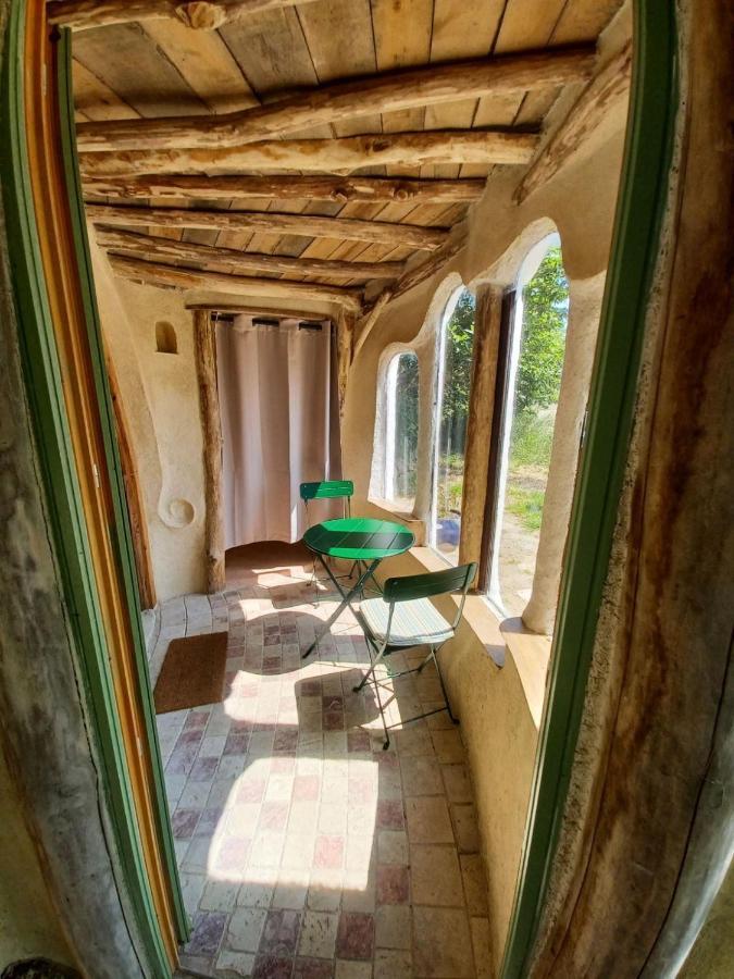 SARL Verrerie Royale Val-Couesnon Exterior foto